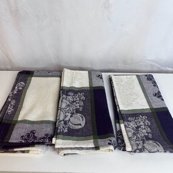 Grape Theme Placemats-Set of 2-w/ Matching Napkins-Set of 3 Table Linens - Picture 2 of 9